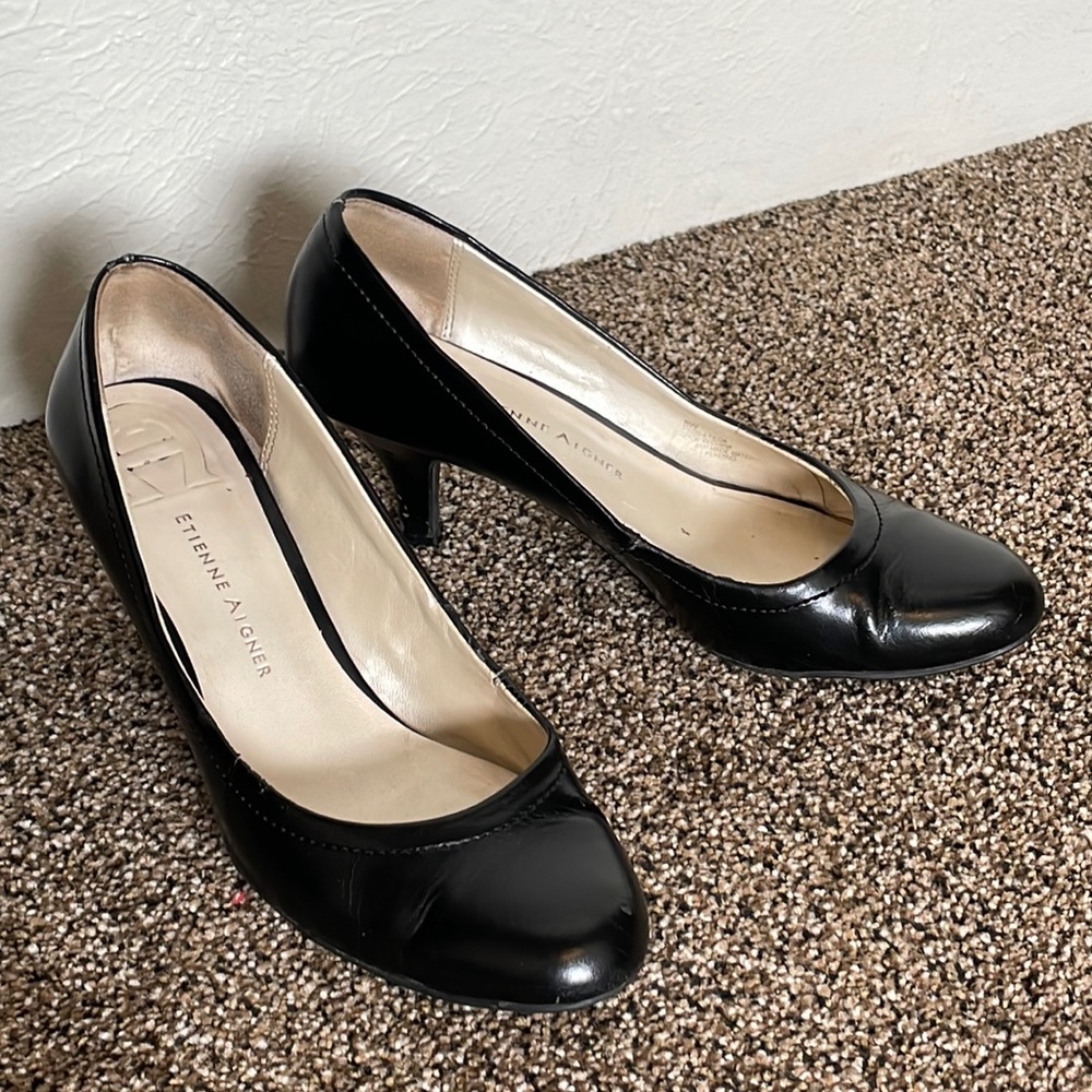 Black Leather Pumps